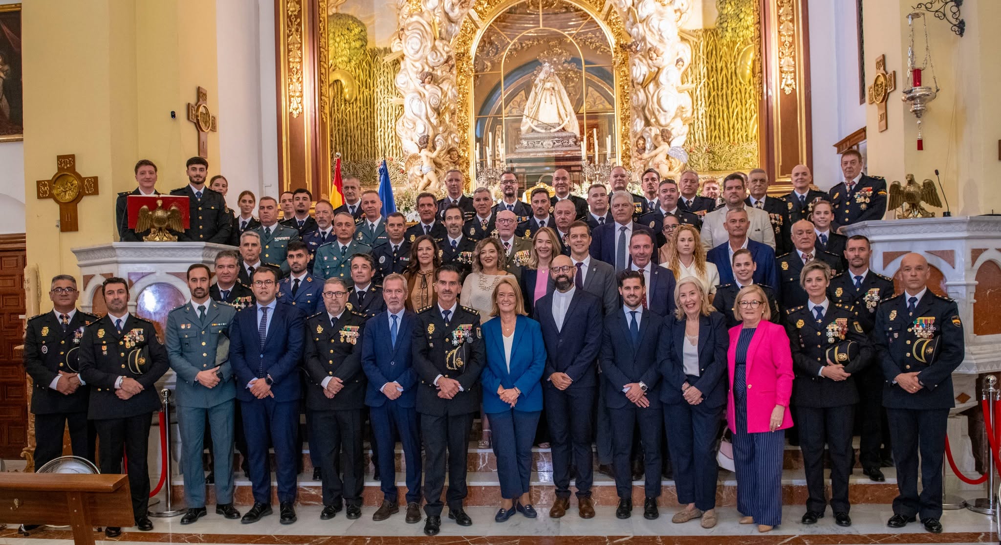 motril-la-policia-nacional-rinde-homenaje-a-sus-agentes-y-reconoce-el-compromiso-de-quienes-velan-por-la-seguridad-ciudadana