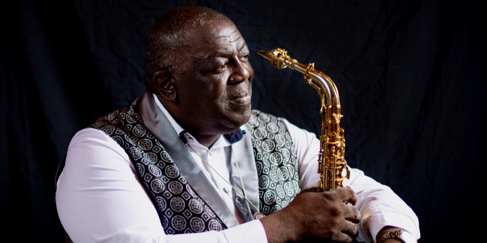 erly-thornton-jesse-davis-y-ludovic-beier-convierten-almunecar-en-capital-del-jazz-este-otono
