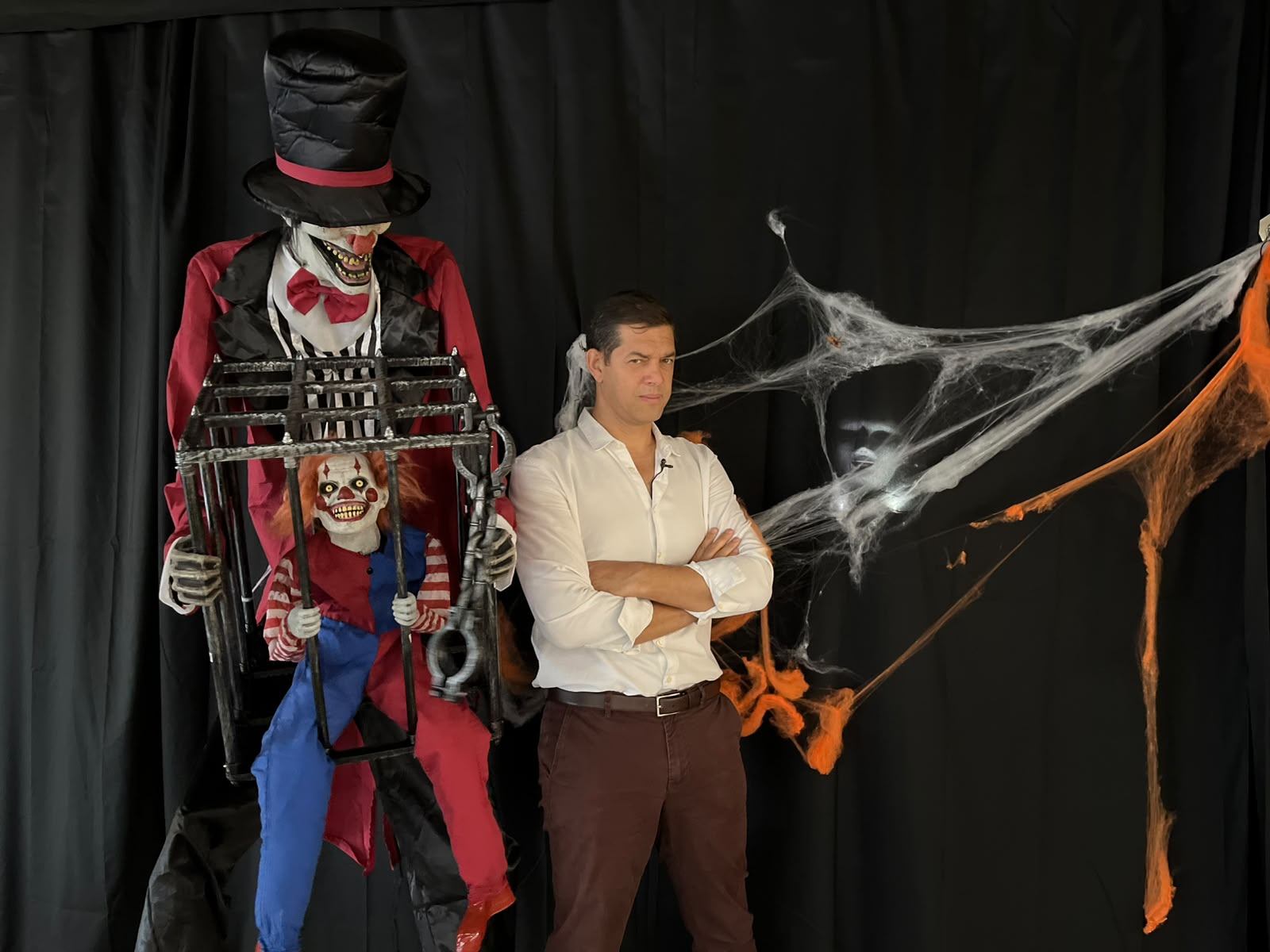 motril-celebra-halloween-con-un-pasacalles-terrorifico-el-tradicional-pasaje-del-terror-y-visitas-misteriosas-a-la-fabrica-del-pilar