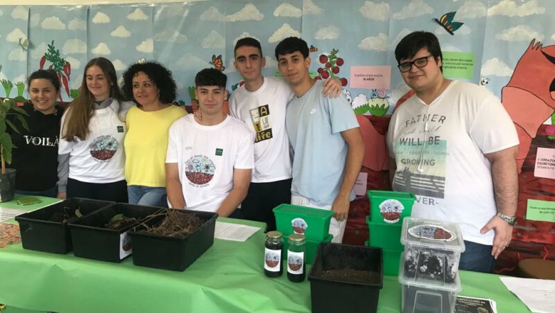 un-proyecto-de-ciencia-ciudadana-confirma-la-viabilidad-de-aplicar-abono-de-lombriz-en-huertos-urbanos