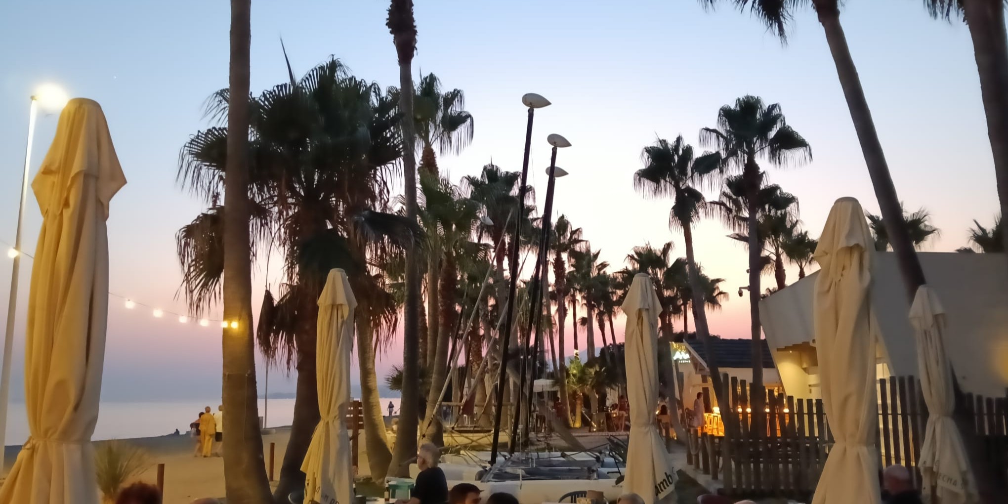 motril-la-costa-tropical-el-mejor-refugio-para-este-fin-de-semana-cerca-de-30-grados-frente-a-las-lluvias-en-el-interior-de-granada