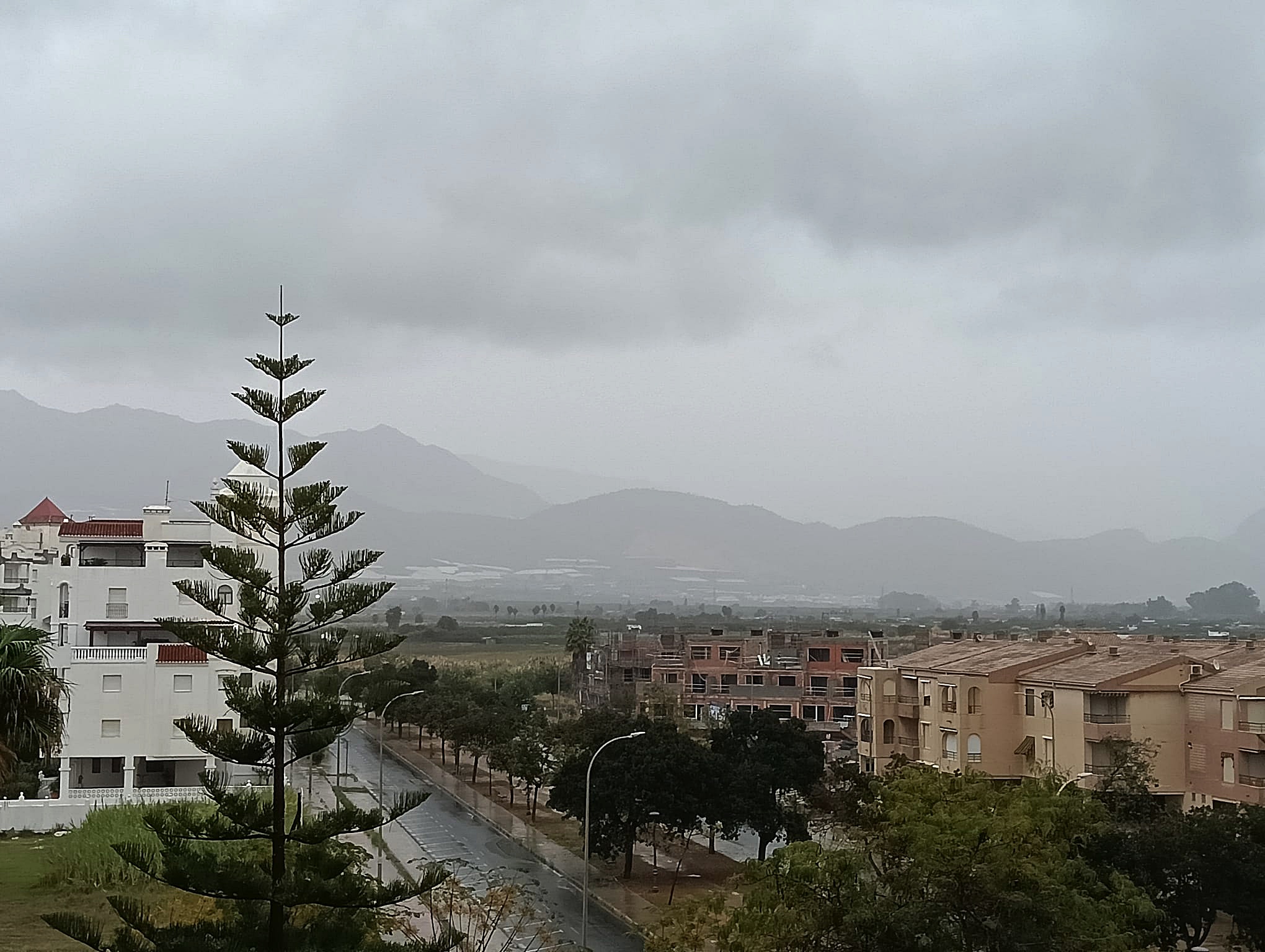 motril-lluvia-hasta-el-martes-en-la-costa-tropical-temperaturas-entre-17-y-24-grados