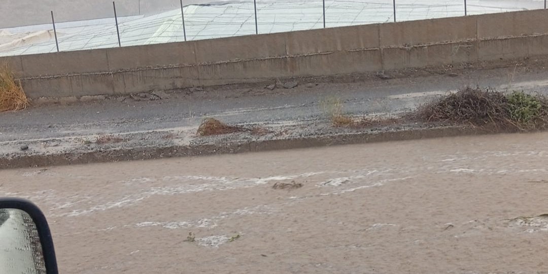 el-psoe-de-motril-denuncia-los-problemas-de-aislamiento-y-cortes-de-luz-en-los-tablones-y-la-garnatilla-cada-vez-que-llueve