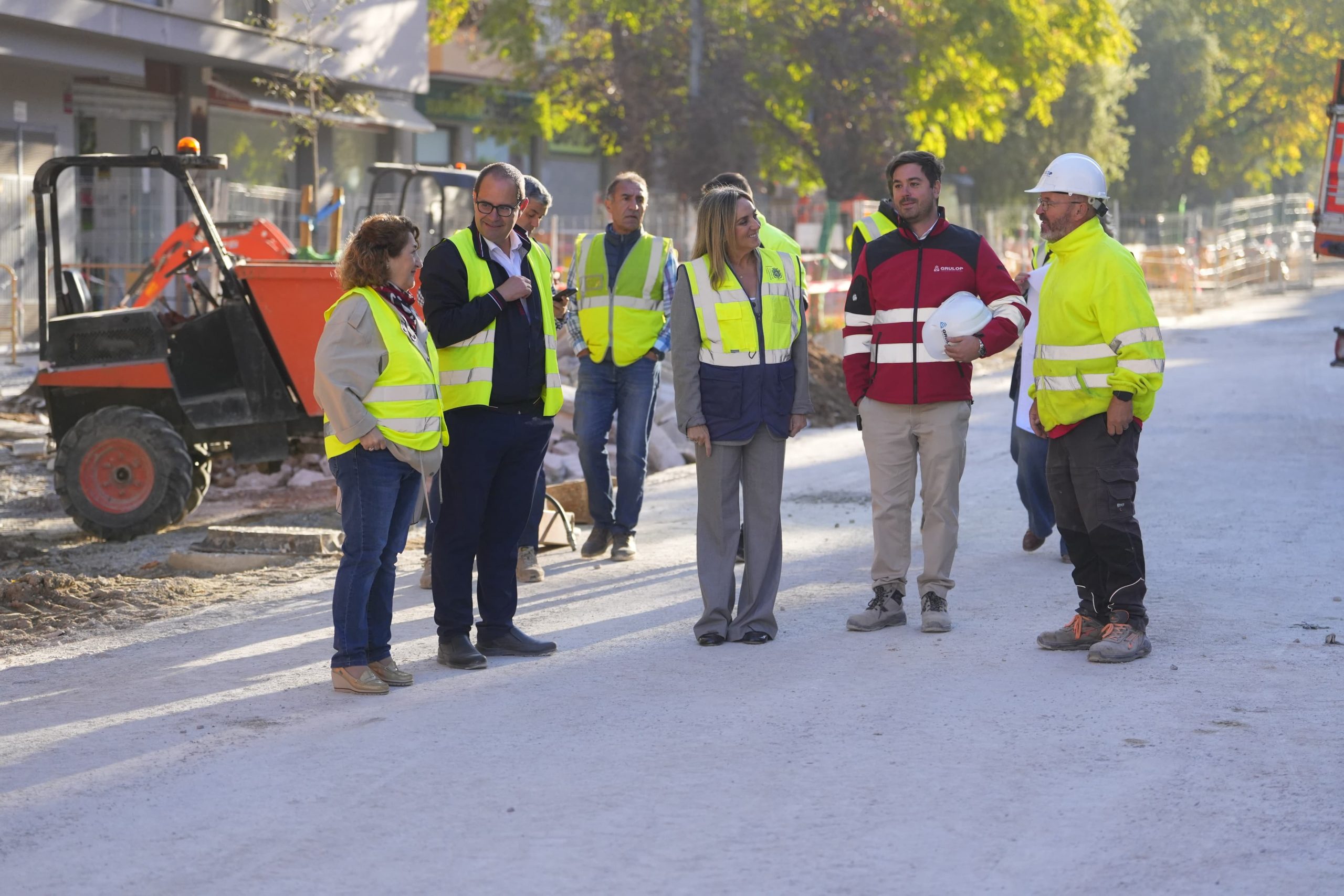 granada-la-carretera-de-malaga-alcanza-el-30-de-ejecucion-440-metros-renovados-y-cinco-plazas-de-aparcamiento-mas-para-marzo-de-2027