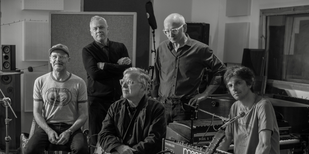 teenage-fanclub-aterriza-en-granada-para-incendiar-el-escenario-con-casi-40-anos-de-rock-himnos-y-energia